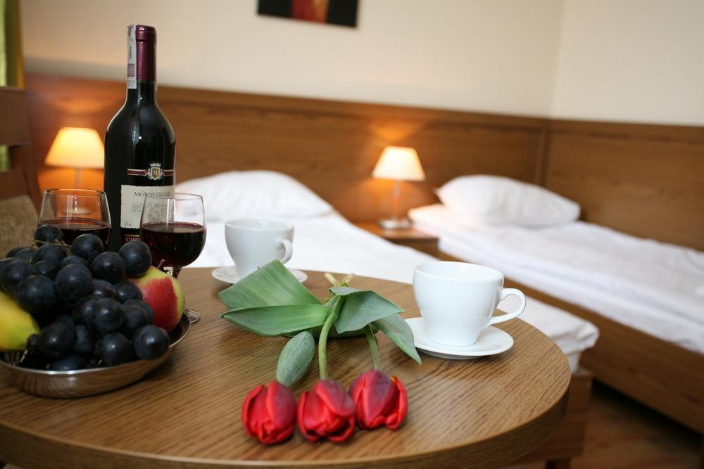 Hotel Arkadia Walbrzych Phòng bức ảnh